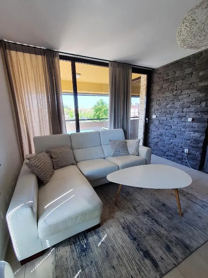 Apartment Ferienwohnung Lucia Exclusive With Parking In The Garage Poreč Kroatien